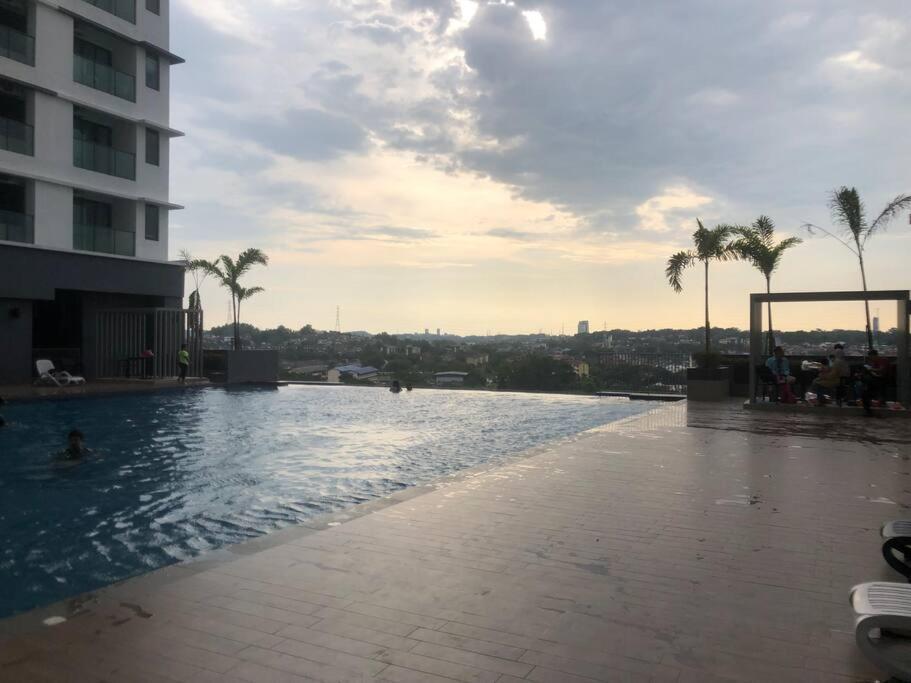 Mishal'S Homestay-Vista Bangi Studio Service Apartment Kajang Luaran gambar