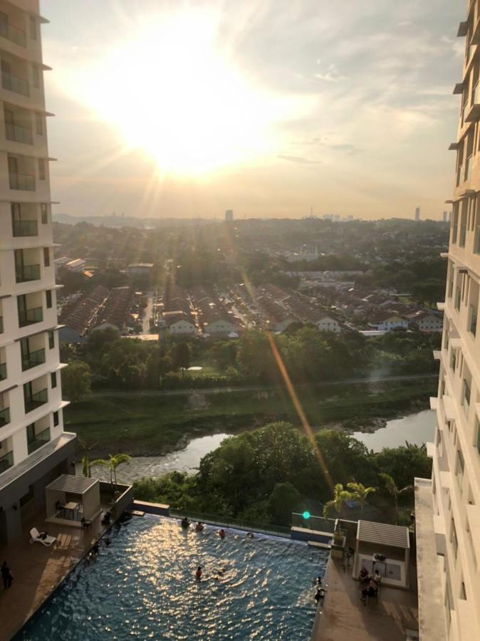 Mishal'S Homestay-Vista Bangi Studio Service Apartment Kajang Luaran gambar